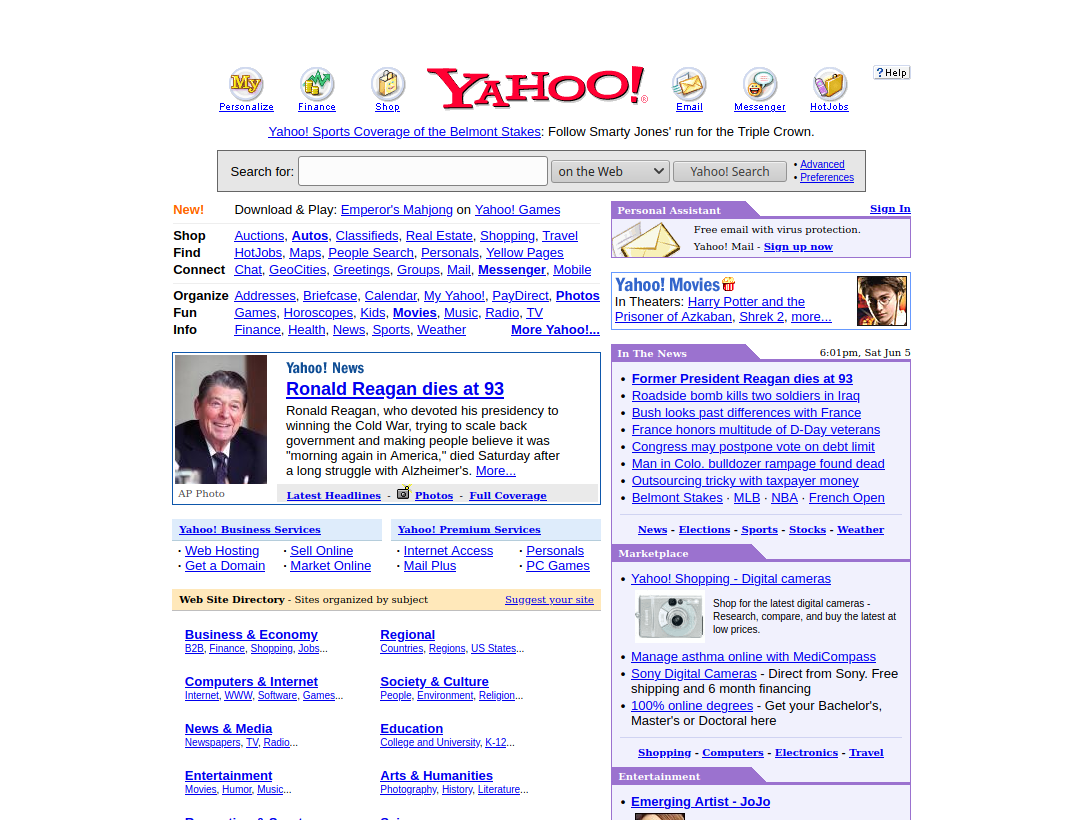 Yahoo.com in 2004 via the Internet Archive